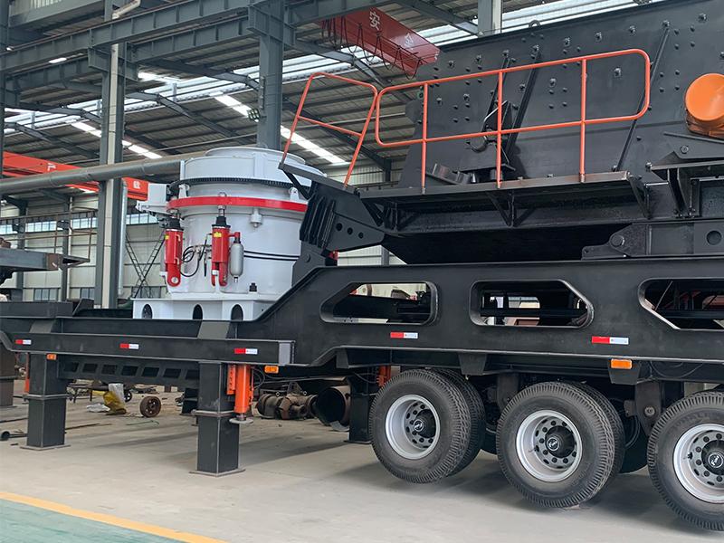 Crawler Mobile Crusher | Tracked Crushing Plant for Mining & Construction Waste