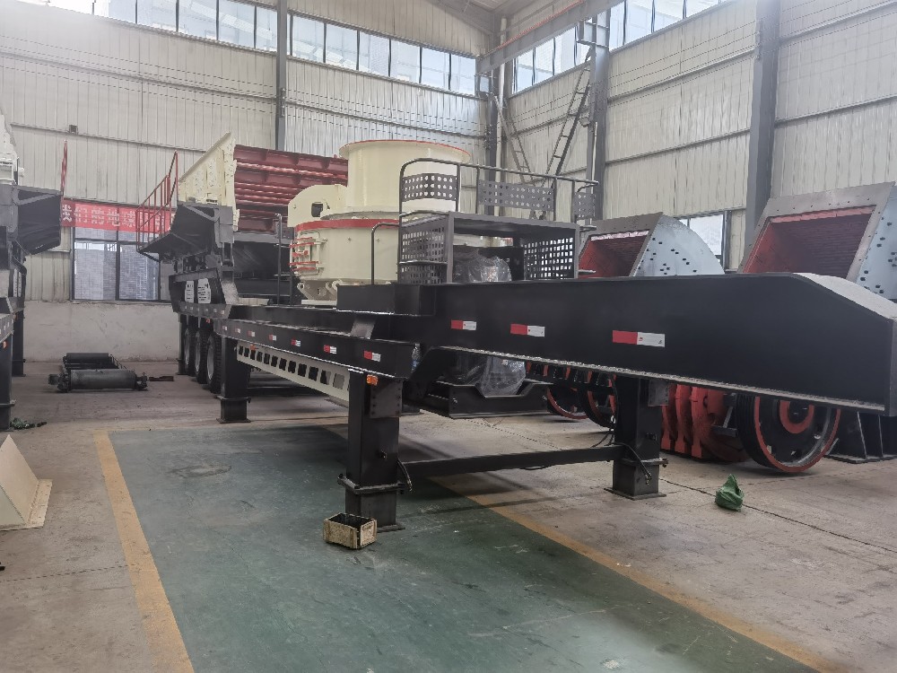 Mobile Hammer Crusher For Africa With Wear Resistant Hammers Customizable Plant