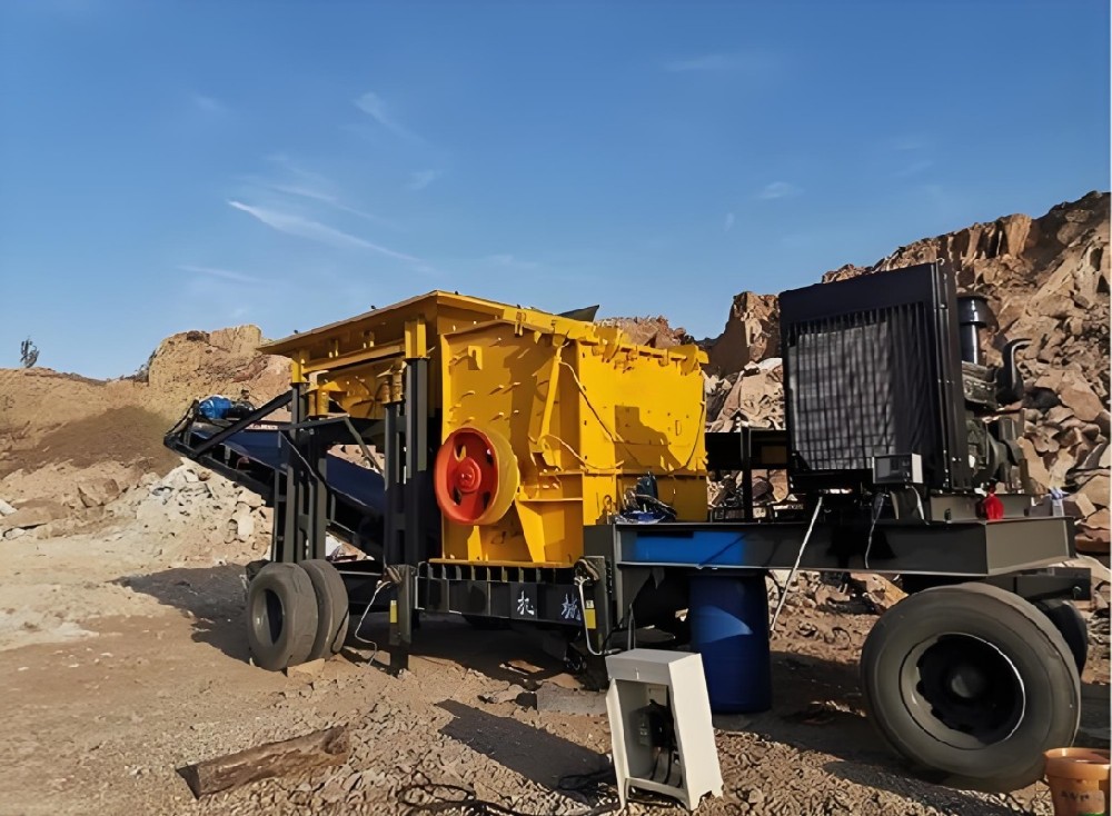Mobile Stone Crusher | Tracked & Wheeled Mobile Crushing Plant for Sale