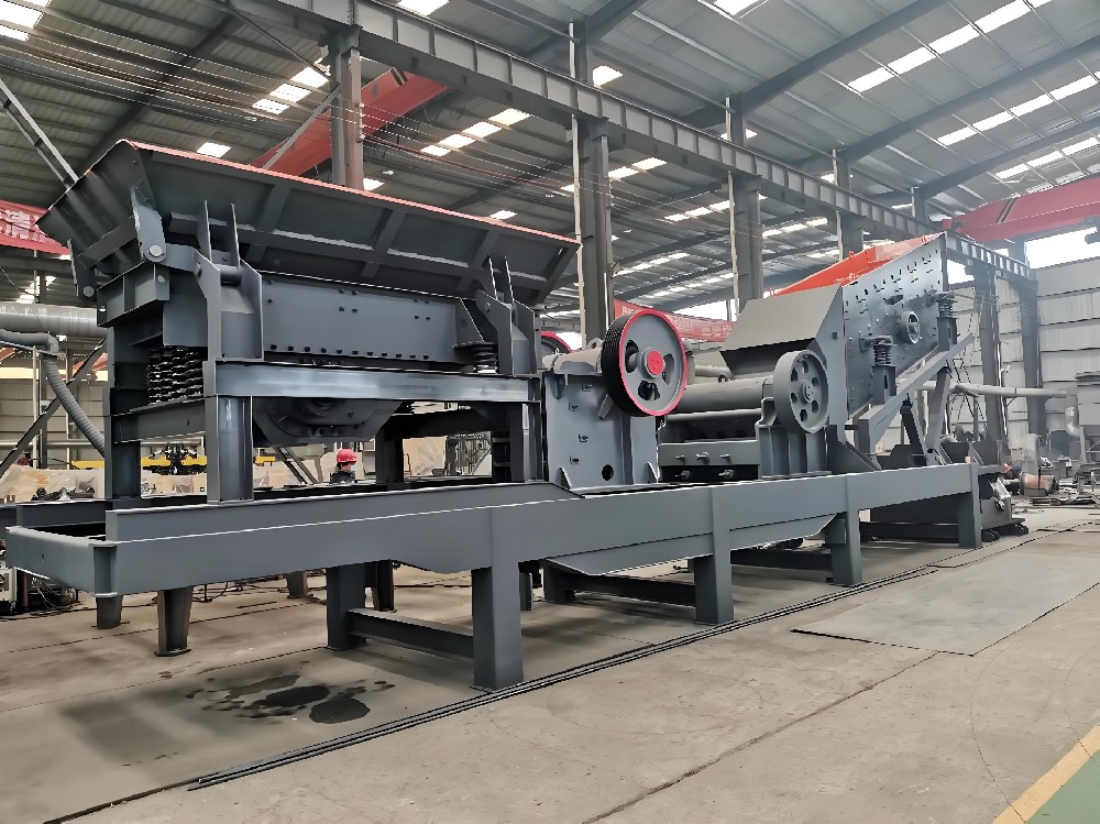 Working principle and characteristics of tire-type mobile crushing station