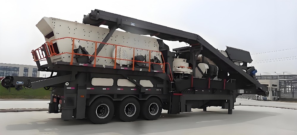 Advantages of Hydraulic Crawler Type Mobile Crushing Plant in Complex Terrain